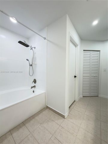 8725 SW 158th Pl 8725, Miami, FL 33193
