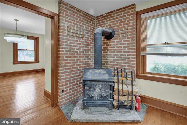 26 BUCKS ST, Wernersville, PA 19565