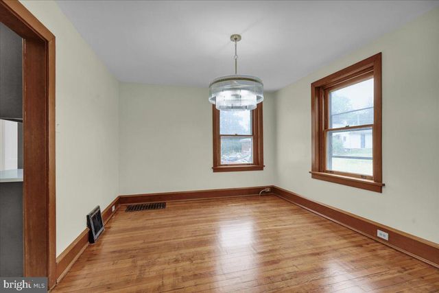 26 BUCKS ST, Wernersville, PA 19565