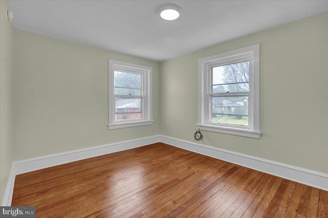 26 BUCKS ST, Wernersville, PA 19565