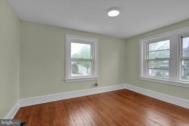 26 BUCKS ST, Wernersville, PA 19565