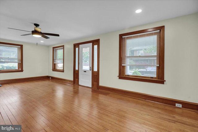 26 BUCKS ST, Wernersville, PA 19565