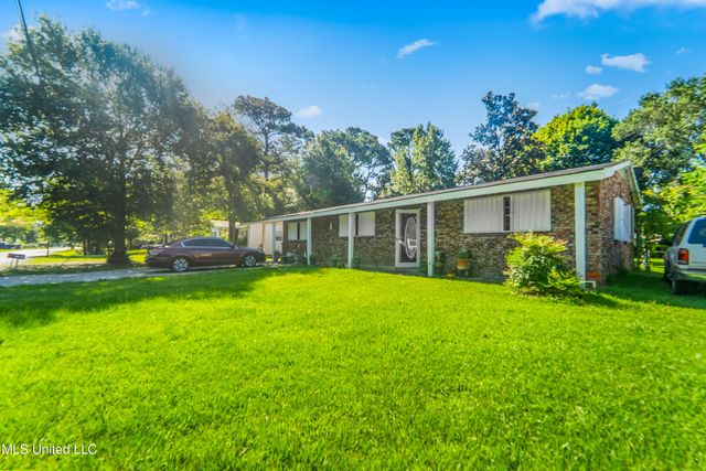3302 New York Avenue, Pascagoula, MS 39581