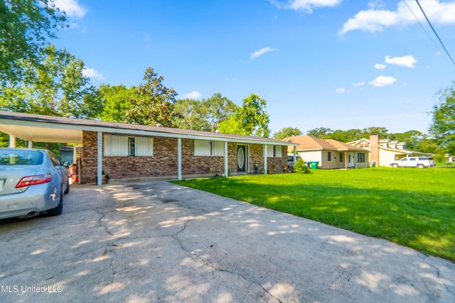 3302 New York Avenue, Pascagoula, MS 39581