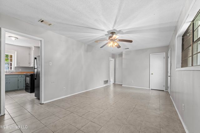 3302 New York Avenue, Pascagoula, MS 39581