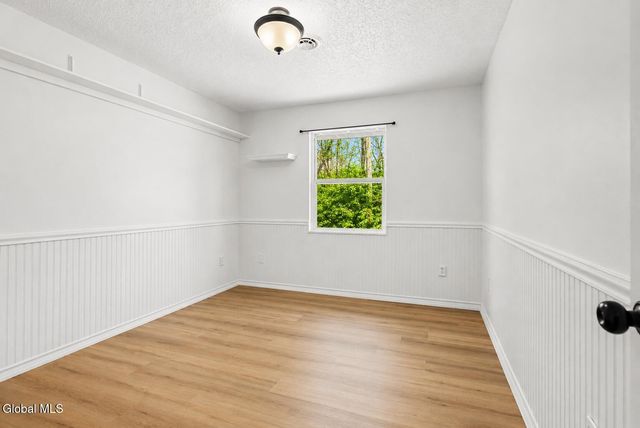 25A Pine Lane APT 6, Albany, NY 12203