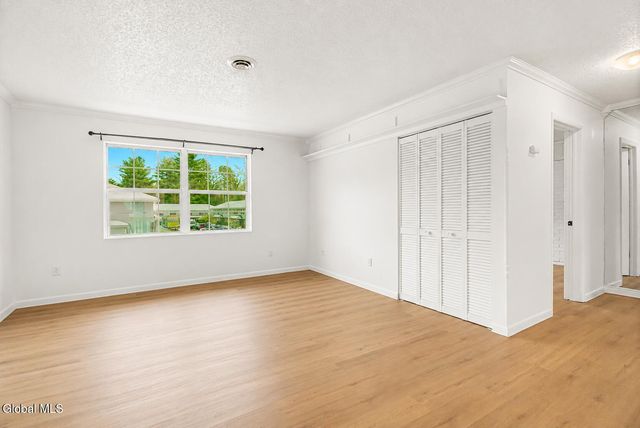 25A Pine Lane APT 6, Albany, NY 12203