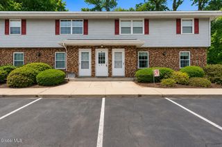 25A Pine Lane APT 6, Albany, NY 12203