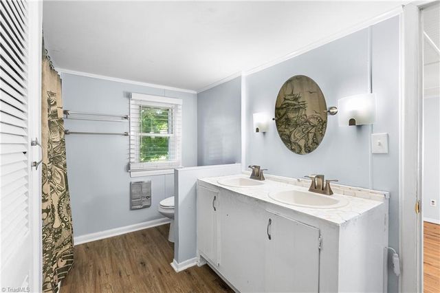 4613 Shattalon Drive, Winston-salem, NC 27106