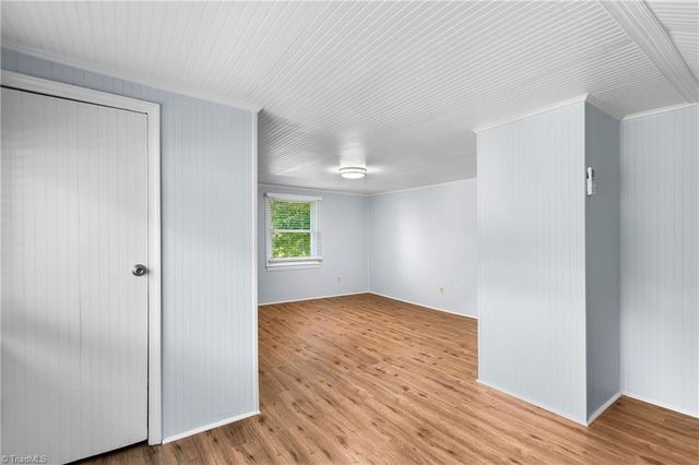 4613 Shattalon Drive, Winston-salem, NC 27106