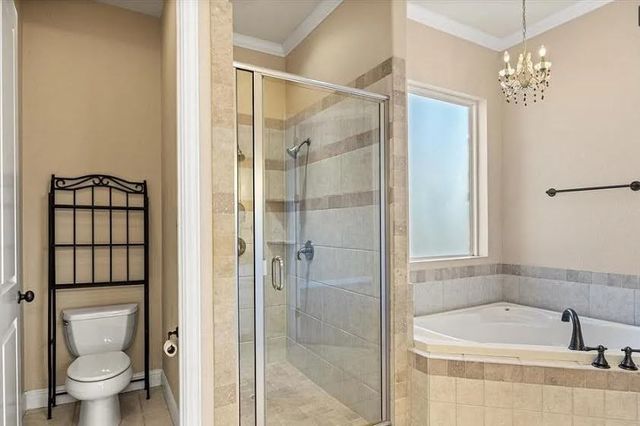 2414 Vineyard Drive, Granbury, TX 76048