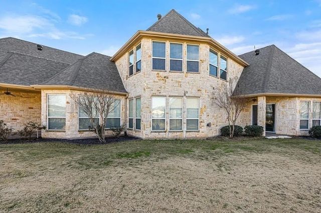 2414 Vineyard Drive, Granbury, TX 76048