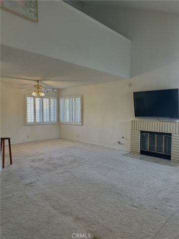 38339 38339 San Mateo Avenue, Palmdale, CA 93551