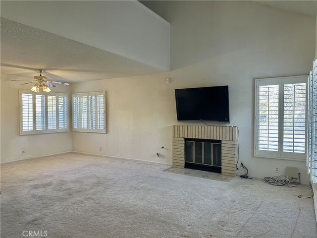 38339 38339 San Mateo Avenue, Palmdale, CA 93551