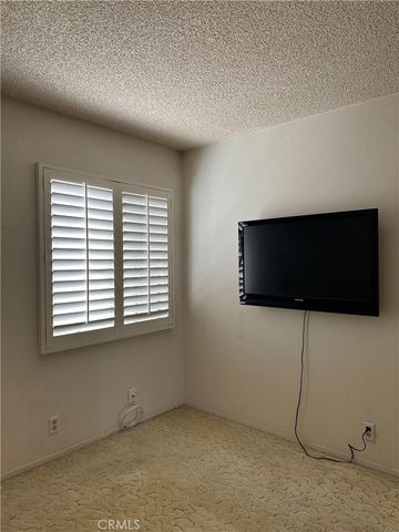 38339 38339 San Mateo Avenue, Palmdale, CA 93551