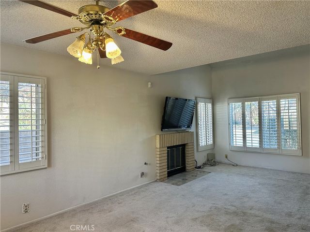 38339 38339 San Mateo Avenue, Palmdale, CA 93551