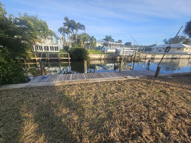 251 WINSON AVENUE, Englewood, FL 34223