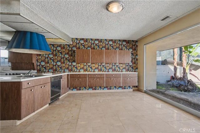 9125 Gainford Street, Downey, CA 90240