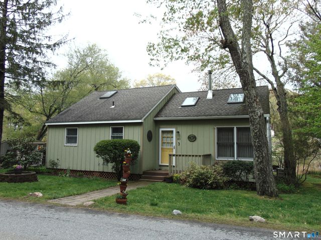 21 East Shore Drive, East Haddam, CT 06415