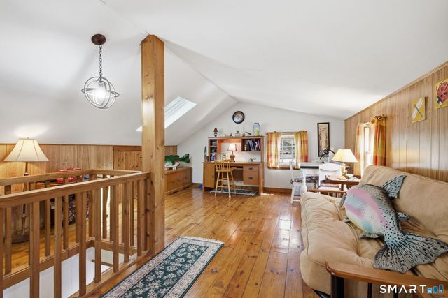 21 East Shore Drive, East Haddam, CT 06415