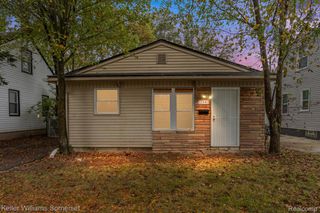 12143 Evergreen Avenue, Detroit, MI 48228