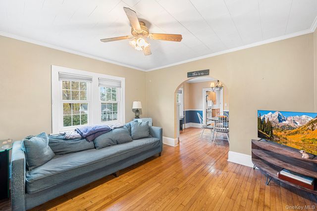 8 Raymond Drive, Carmel, NY 10512