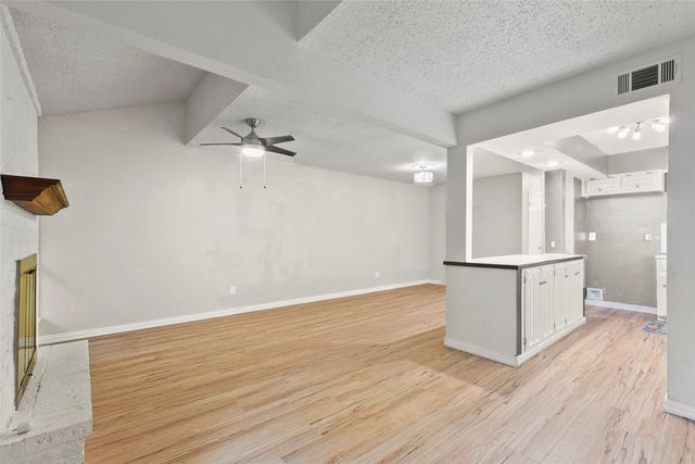 3195 Golden Oak Court, Farmers Branch, TX 75234
