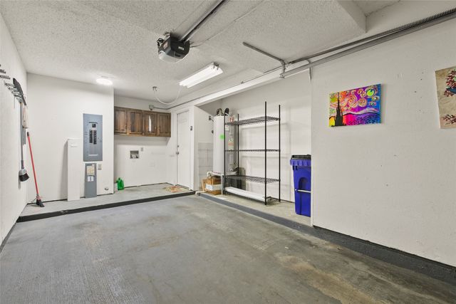 3195 Golden Oak Court, Farmers Branch, TX 75234