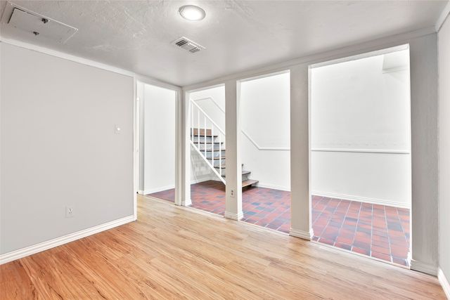 3195 Golden Oak Court, Farmers Branch, TX 75234