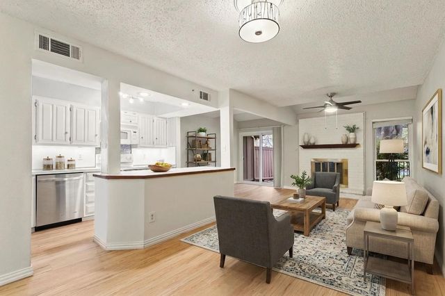 3195 Golden Oak Court, Farmers Branch, TX 75234
