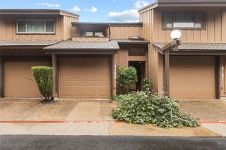 3195 Golden Oak Court, Farmers Branch, TX 75234