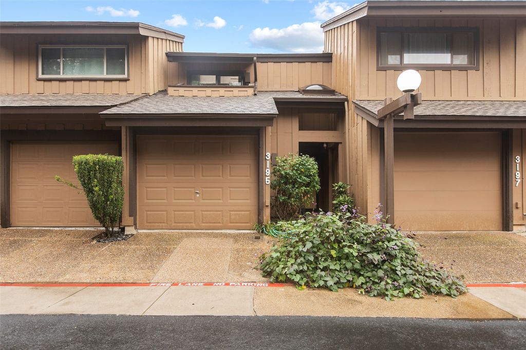 3195 Golden Oak Court, Farmers Branch, TX 75234