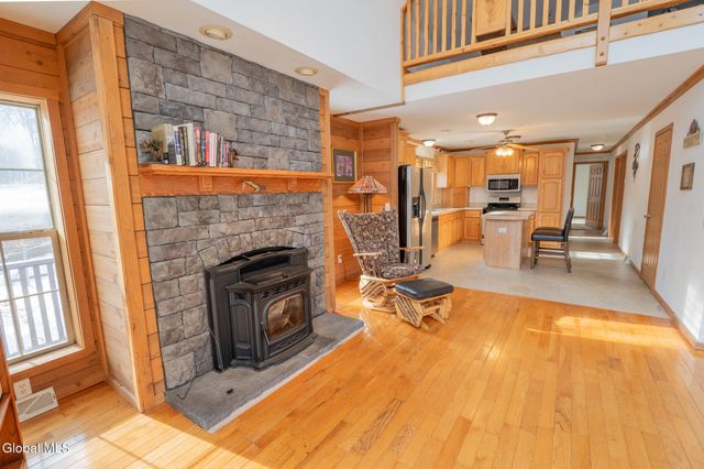 157 Maplewood Drive, Bleecker, NY 12078