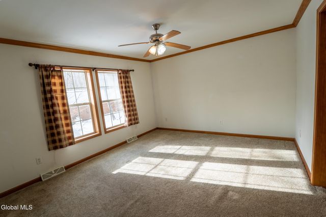 157 Maplewood Drive, Bleecker, NY 12078