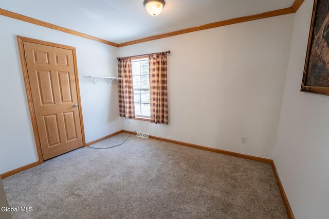 157 Maplewood Drive, Bleecker, NY 12078