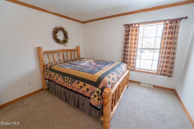 157 Maplewood Drive, Bleecker, NY 12078