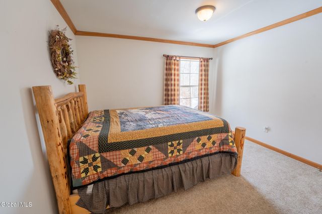 157 Maplewood Drive, Bleecker, NY 12078