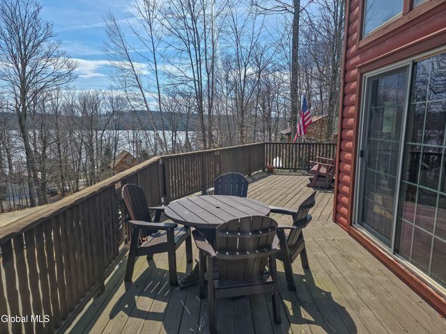 157 Maplewood Drive, Bleecker, NY 12078