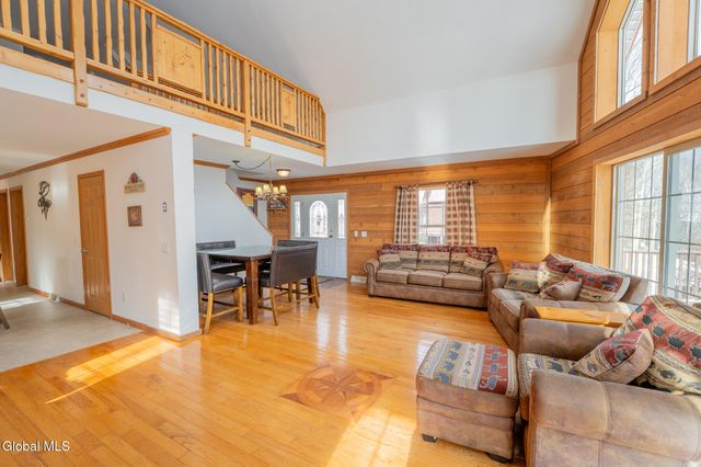 157 Maplewood Drive, Bleecker, NY 12078