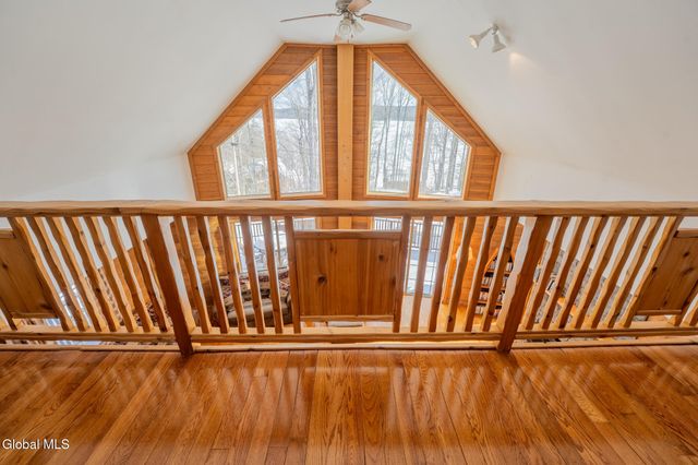 157 Maplewood Drive, Bleecker, NY 12078