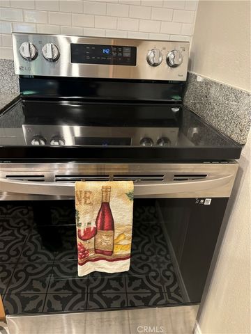 5585 E Pacific Coast Highway 154, Long Beach, CA 90804