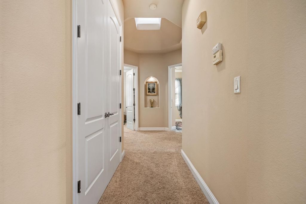 Image 16 of property listing at 12636 Appaloosa Road, Madera, CA 93636