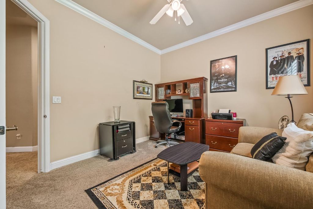 Image 33 of property listing at 12636 Appaloosa Road, Madera, CA 93636