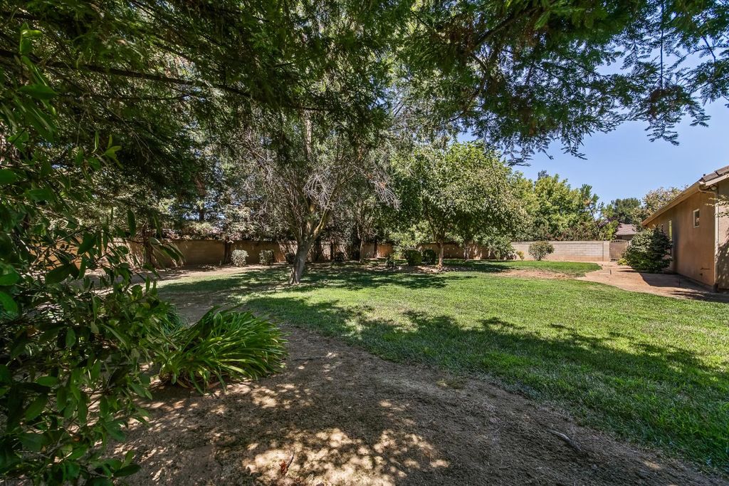 Image 49 of property listing at 12636 Appaloosa Road, Madera, CA 93636