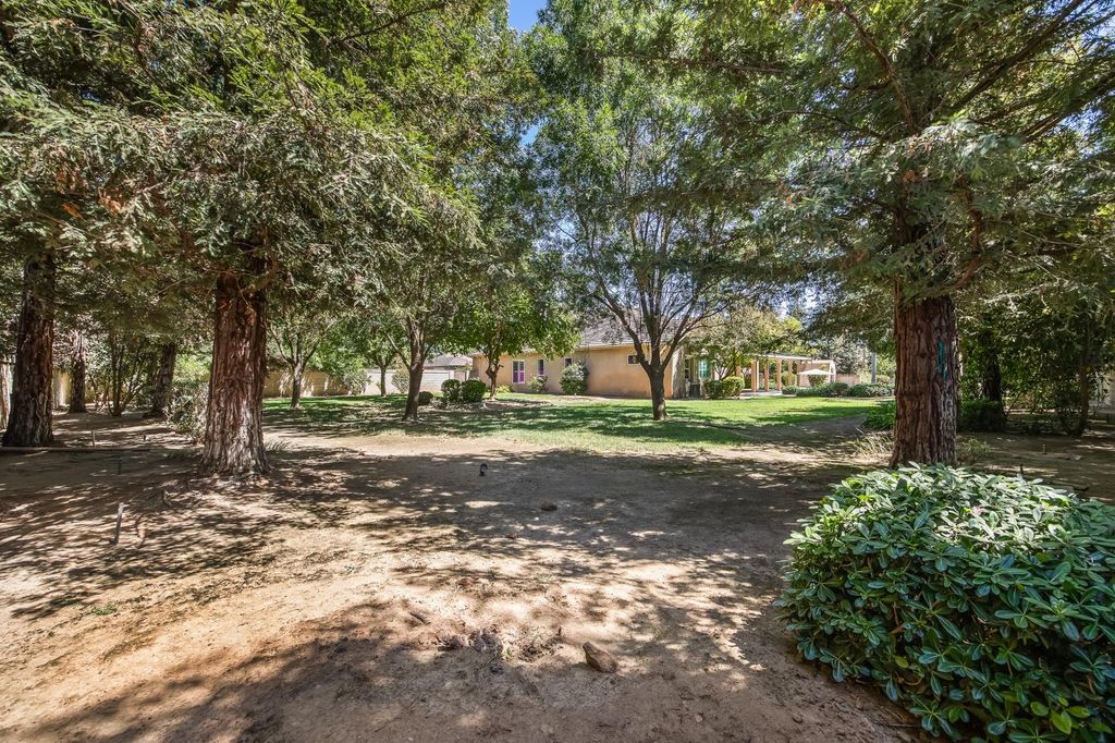 Image 51 of property listing at 12636 Appaloosa Road, Madera, CA 93636