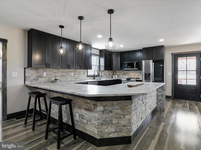 783 COMMUNITY WAY, Romney, WV 26757