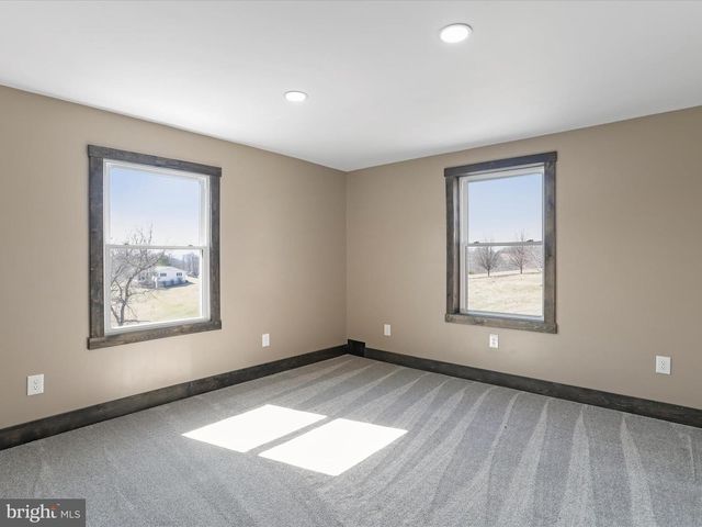 783 COMMUNITY WAY, Romney, WV 26757