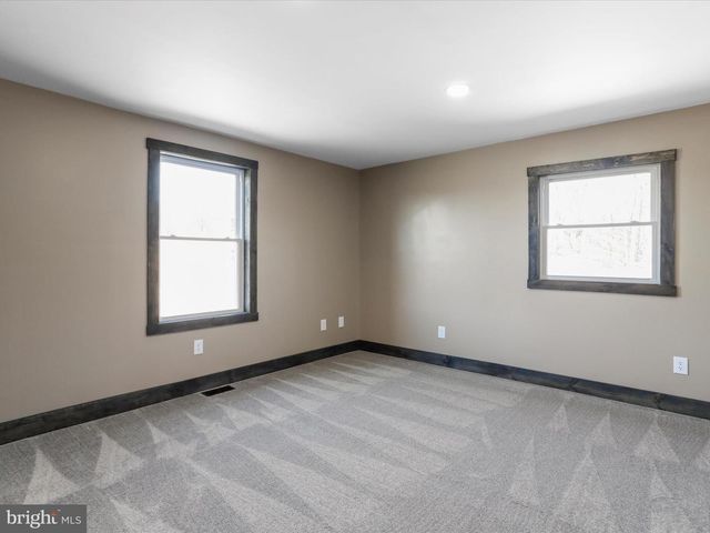 783 COMMUNITY WAY, Romney, WV 26757