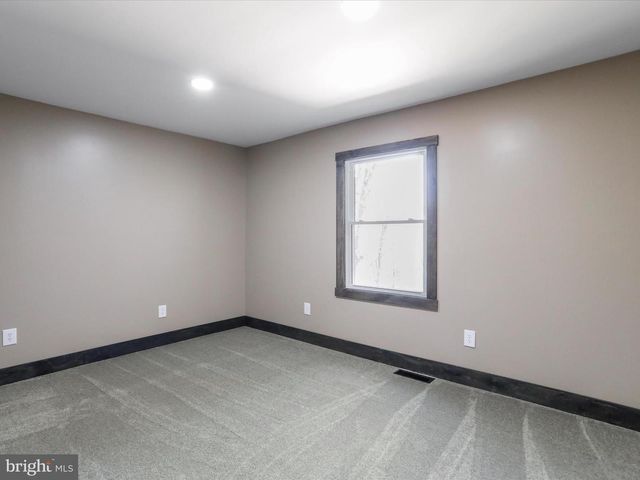 783 COMMUNITY WAY, Romney, WV 26757