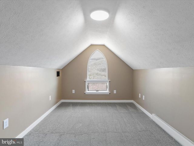 783 COMMUNITY WAY, Romney, WV 26757